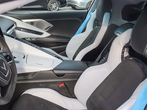 Used 2024 Chevrolet Corvette Stingray Premium Cpe w/ 3LT image 16