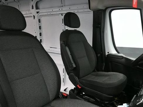 Used 2023 RAM ProMaster 2500 FWD image 19