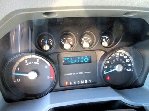 Used 2016 Ford F650 2WD Regular Cab Super Duty image 18