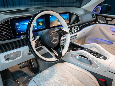 Certified 2024 Mercedes-Benz Maybach GLS 600 4MATIC image 15