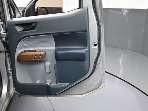 Used 2022 Ford Maverick Lariat w/ Lariat Luxury Package image 37