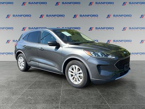 Used 2020 Ford Escape SE FWD image 7