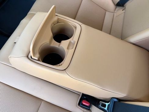 Used 2025 Lexus ES 300h w/ Premium Package FWD image 42