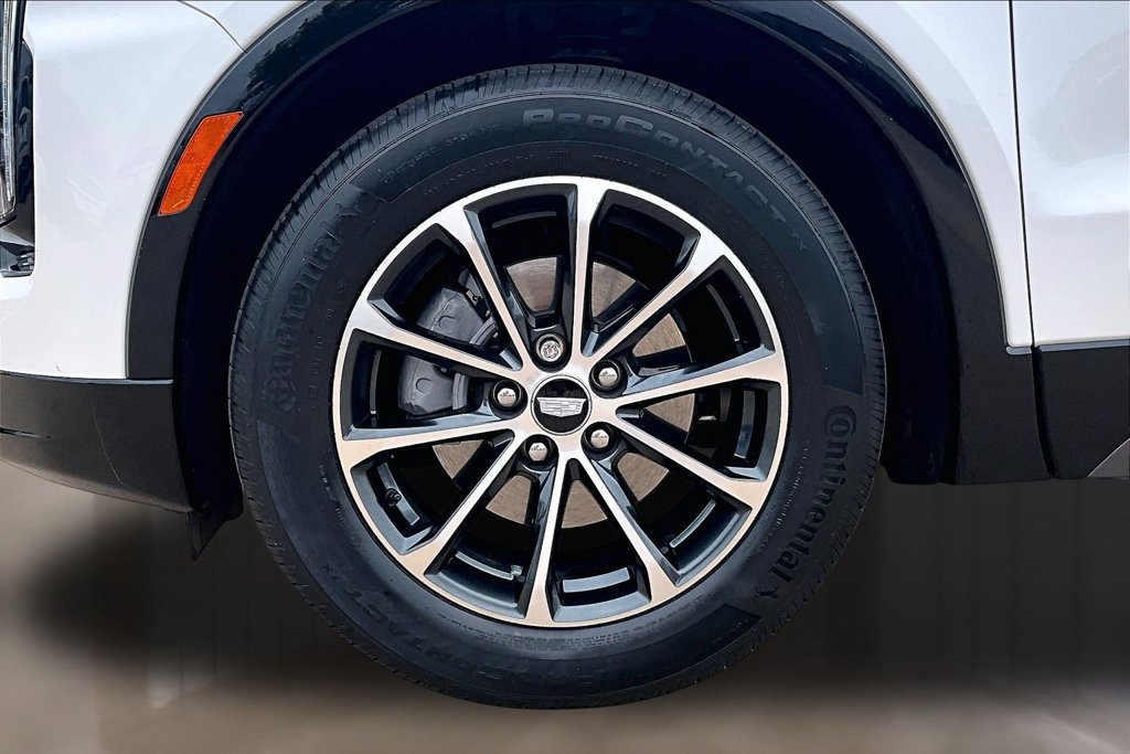 Used 2025 Cadillac XT4 Sport FWD image 8