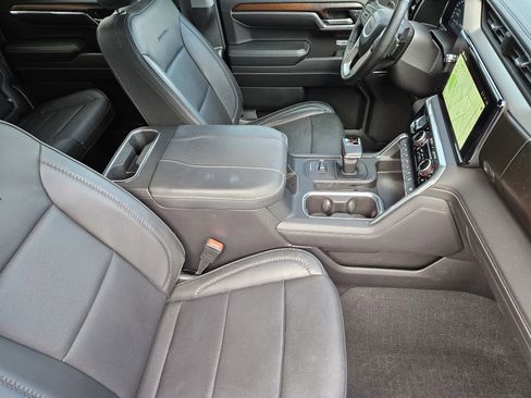 Used 2024 GMC Sierra 1500 Denali w/ Technology Package image 16