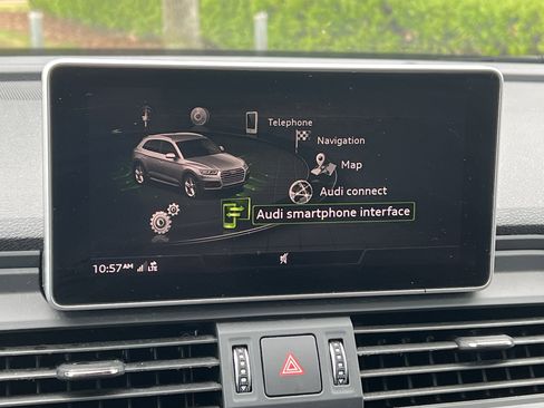 Used 2019 Audi Q5 2.0T Premium Plus w/ Premium Plus Package AWD/4WD image 25