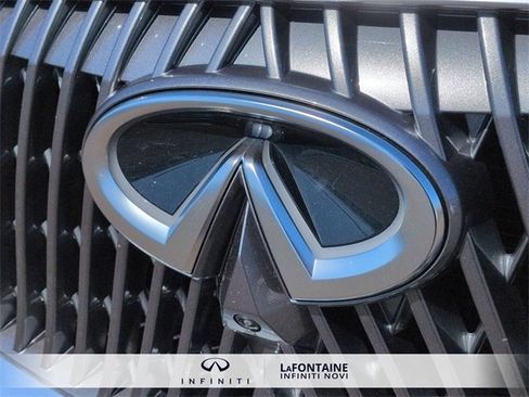 New 2026 INFINITI QX60 Luxe w/ Family Package image 9