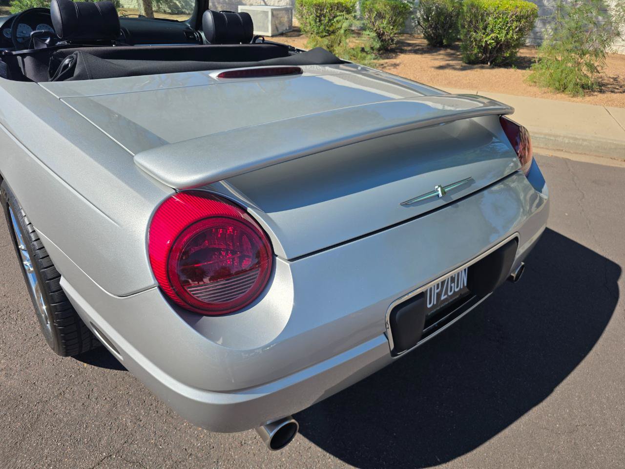 Used 2005 Ford Thunderbird RWD image 30
