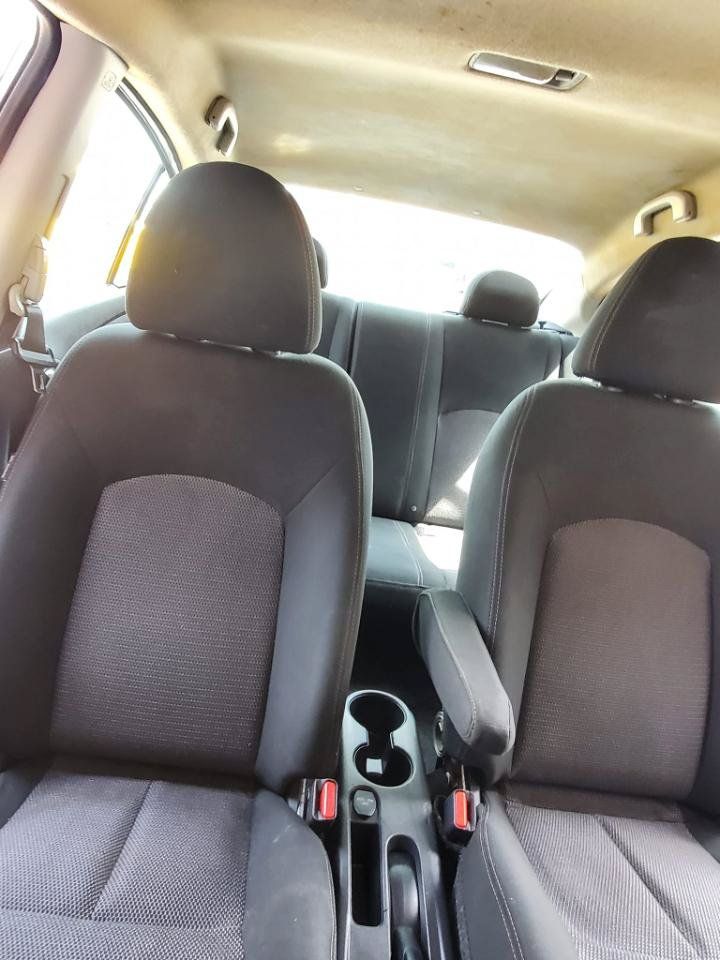 Used 2018 Nissan Versa SV w/ SV Special Edition Package FWD image 18