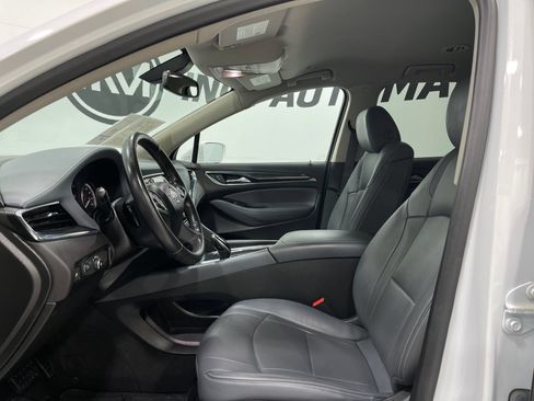 Used 2020 Buick Enclave Essence AWD/4WD image 11