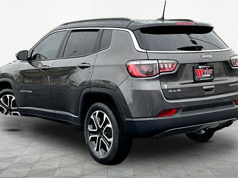 Used 2022 Jeep Compass Limited w/ Sun and Sound Group AWD/4WD image 4