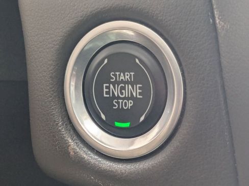 Used 2021 GMC Yukon SLT w/ Rear Media and Nav Package image 17