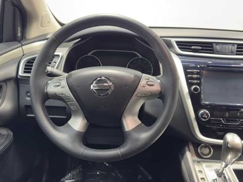 Used 2018 Nissan Murano SV w/ Premium Package FWD image 22