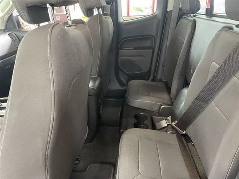 Used 2017 Chevrolet Colorado LT w/ LT Convenience Package AWD/4WD image 33