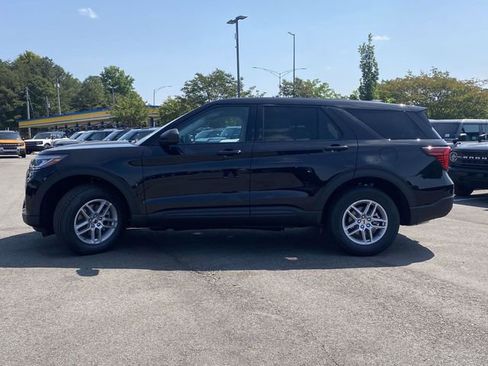 New 2026 Ford Explorer Active RWD image 6