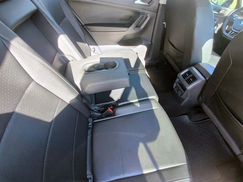 Used 2020 Volkswagen Tiguan S AWD/4WD image 36