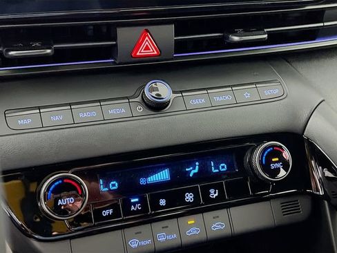 New 2025 Hyundai Elantra SEL w/ Cargo Package image 14