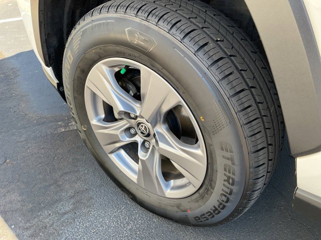 Used 2024 Toyota RAV4 LE AWD/4WD image 14