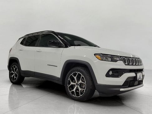 Used 2025 Jeep Compass Limited AWD/4WD image 28