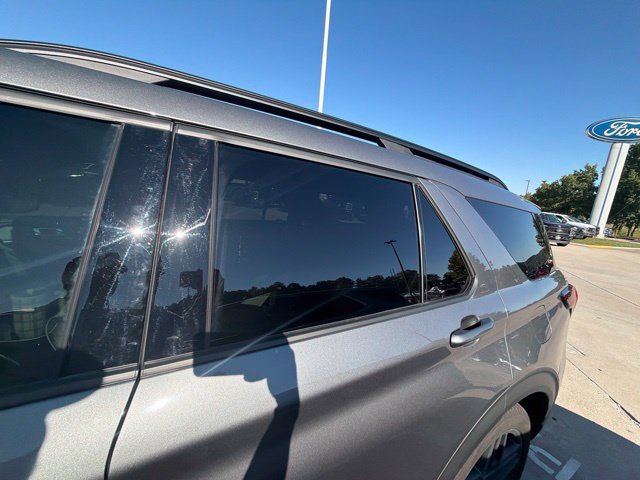 Used 2025 Ford Explorer ST w/ Sun And Sound Package AWD/4WD image 41