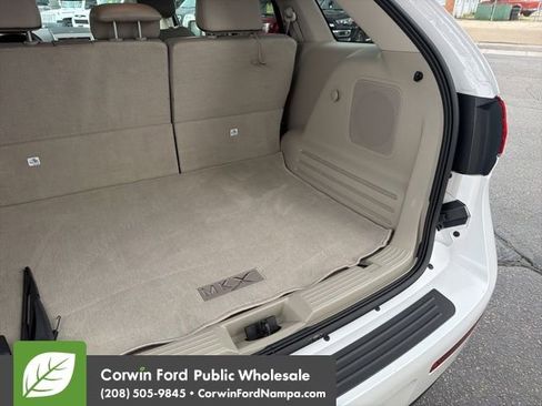 Used 2014 Lincoln MKX FWD w/ Equipment Group 102A image 31