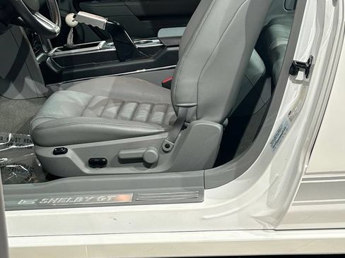 Used 2007 Ford Mustang GT RWD image 32