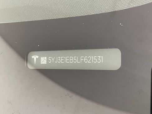 Used 2020 Tesla Model 3 Long Range image 29