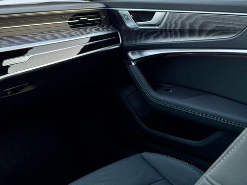 Used 2025 Audi A6 Premium Plus image 34