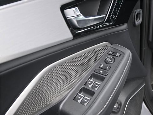 Used 2023 Acura MDX SH-AWD w/ Technology Package image 8