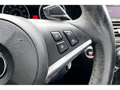 Used 2009 BMW 650i Convertible RWD image 26