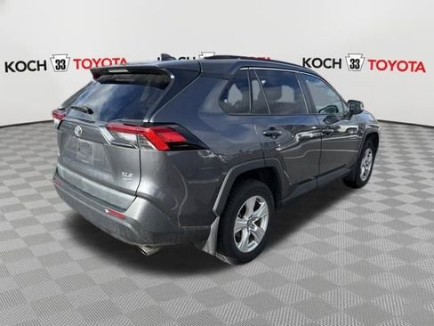 Used 2020 Toyota RAV4 XLE image 7