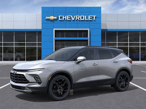 New 2026 Chevrolet Blazer LT w/ Convenience Package AWD/4WD image 3