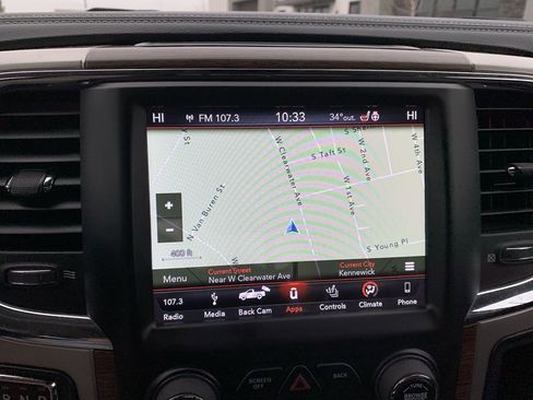 Used 2018 RAM 1500 Laramie image 24