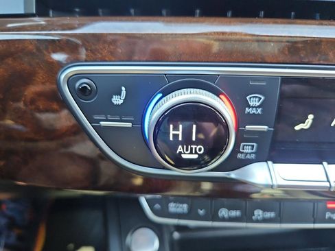 Used 2018 Audi A4 2.0T allroad Premium Plus AWD/4WD image 35