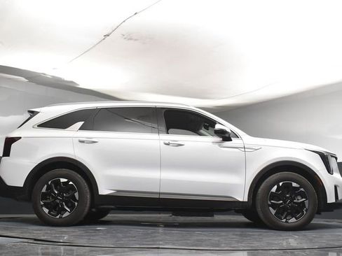 Used 2026 Kia Sorento S FWD image 38