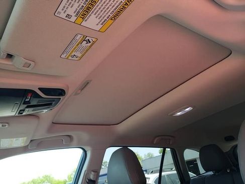 Used 2024 Subaru Outback Limited image 15