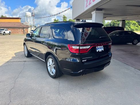 Used 2024 Dodge Durango GT RWD image 6