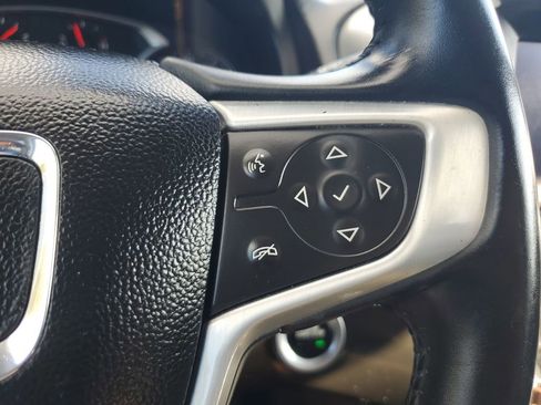 Used 2019 GMC Terrain SLT image 34