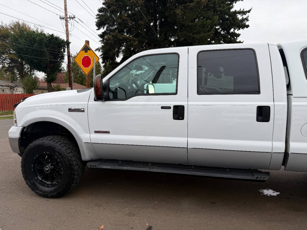 Used 2005 Ford F350 Lariat AWD/4WD image 13