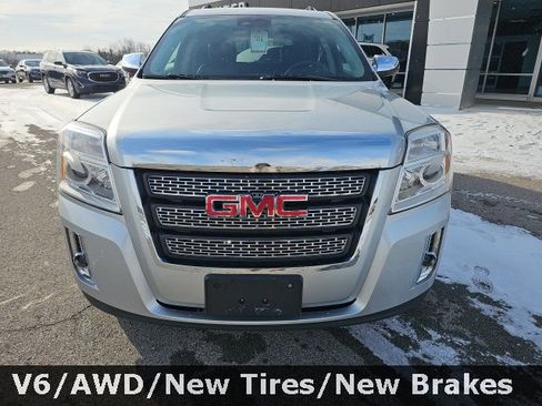 Used 2015 GMC Terrain SLT image 2