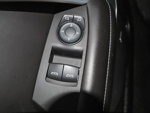 Used 2018 Chevrolet Camaro SS RWD image 25