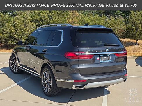Used 2021 BMW X7 xDrive40i w/ Executive Package 2 AWD/4WD image 3