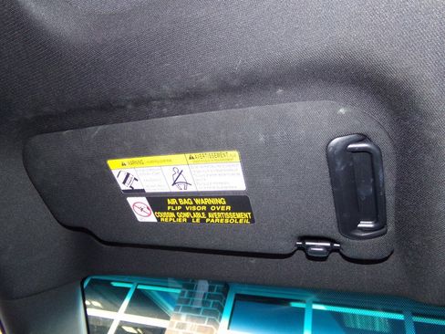 Used 2022 Toyota Venza Limited w/ Advanced Technology Package image 45