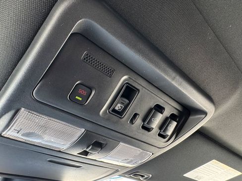 Used 2021 Nissan Titan Platinum Reserve w/ Moonroof Package image 14