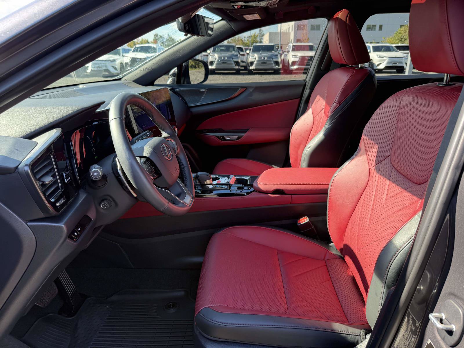 Used 2025 Lexus NX 350h AWD w/ Luxury Package image 13