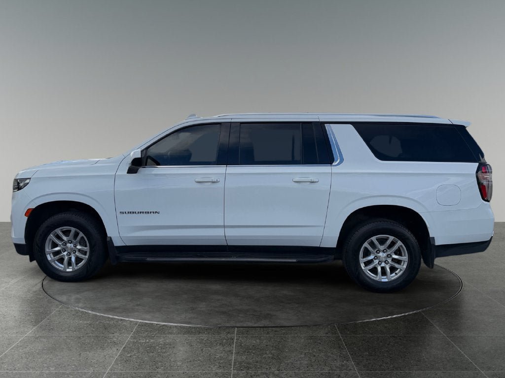 Used 2021 Chevrolet Suburban LT AWD/4WD image 6