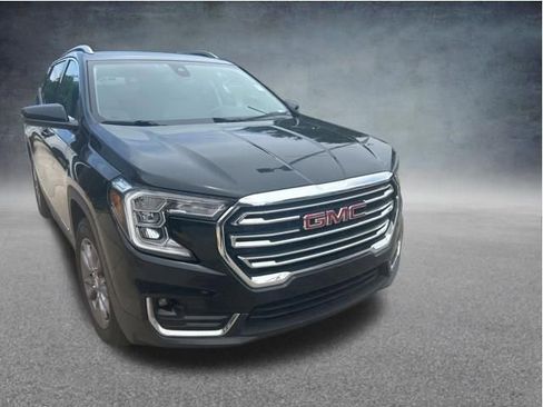Used 2024 GMC Terrain SLT FWD image 6