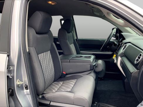 Used 2020 Toyota Tundra SR5 AWD/4WD image 9
