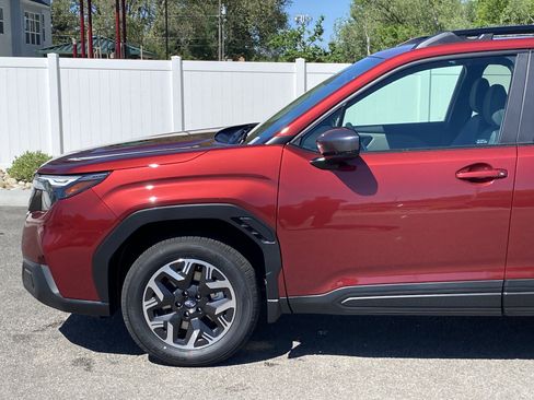 New 2026 Subaru Forester Premium AWD/4WD image 2