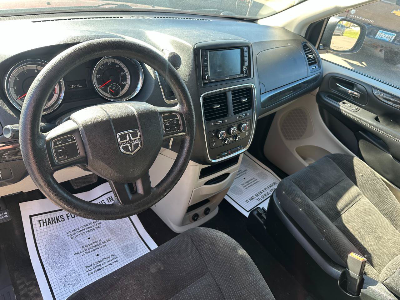 Used 2018 Dodge Grand Caravan SE w/ UConnect Hands-Free Group FWD image 14